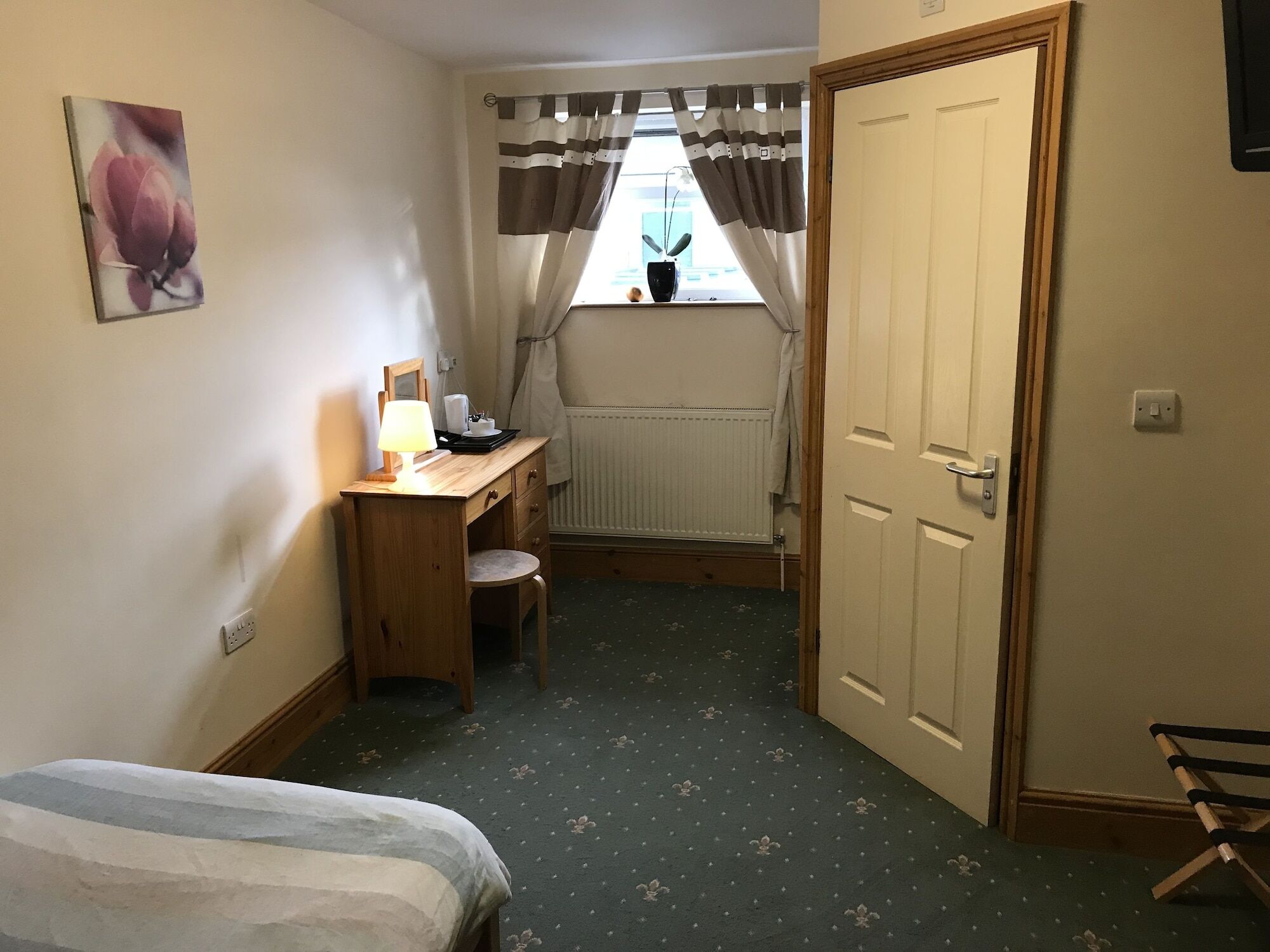 Oyo Hotel Clamart Сканторп Экстерьер фото